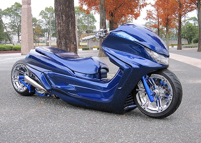 Planet Japan Blog: Yamaha Majesty 250 by Scooter Tribe